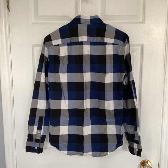 ☀️3/$25☀️ AEO plaid/checkered shirt (#2O402) - Picture 4 of 5